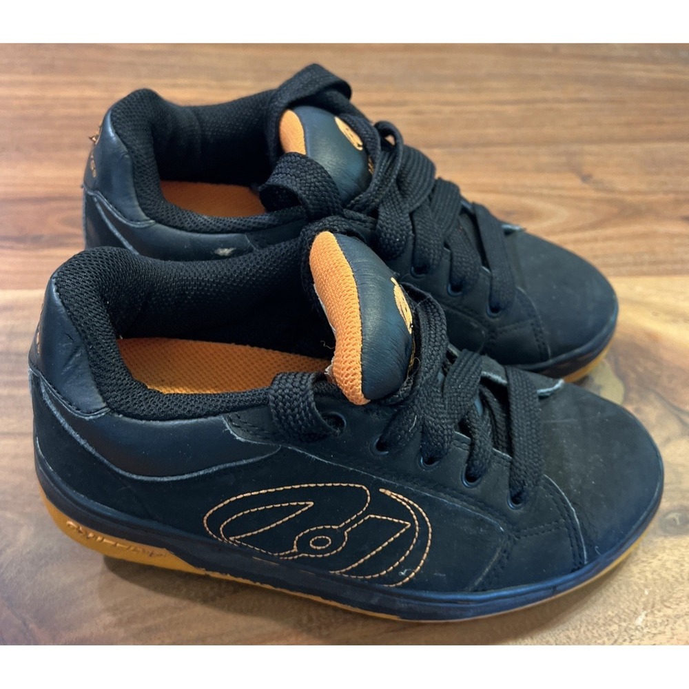 Heelys Shoes Youth Sz 1.  Roller Wheeled Sneakers.‎ Black Orange EUC